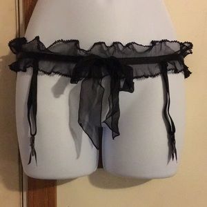 Designer Collection garter belt